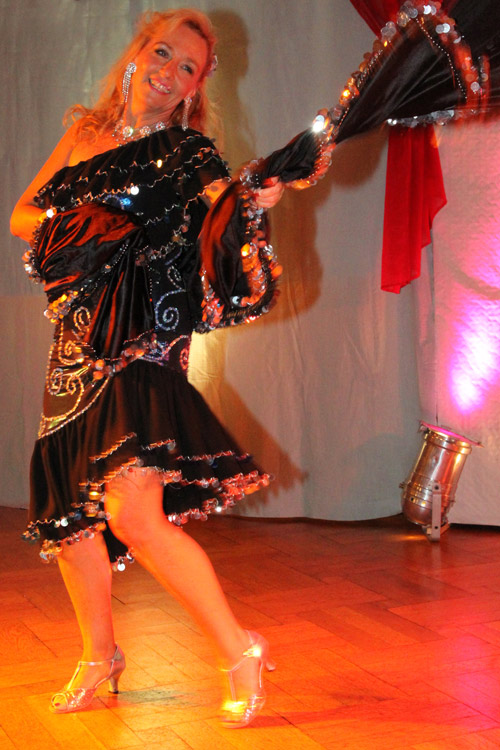 Athiná bei der 4. Magic of Orient Gala-Dinnershow in Glauchau im September 2012